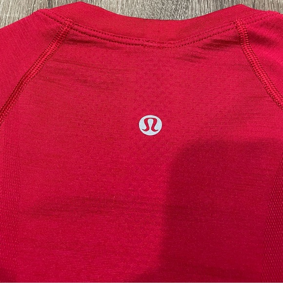 lululemon athletica Red Short Sleeve Tee - Picture 7 of 13